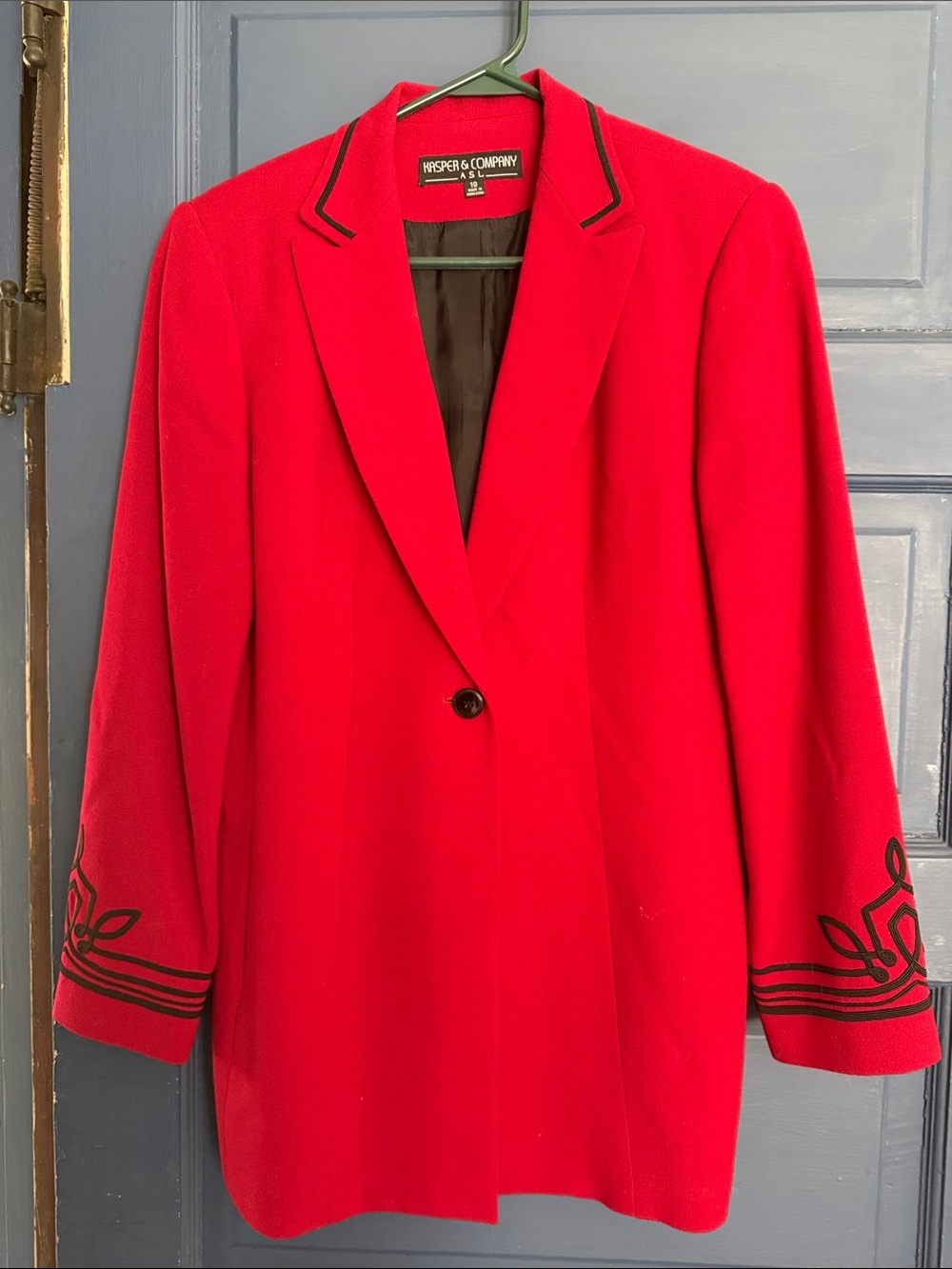 Red Single-Button Embellished Cuff Blazer
